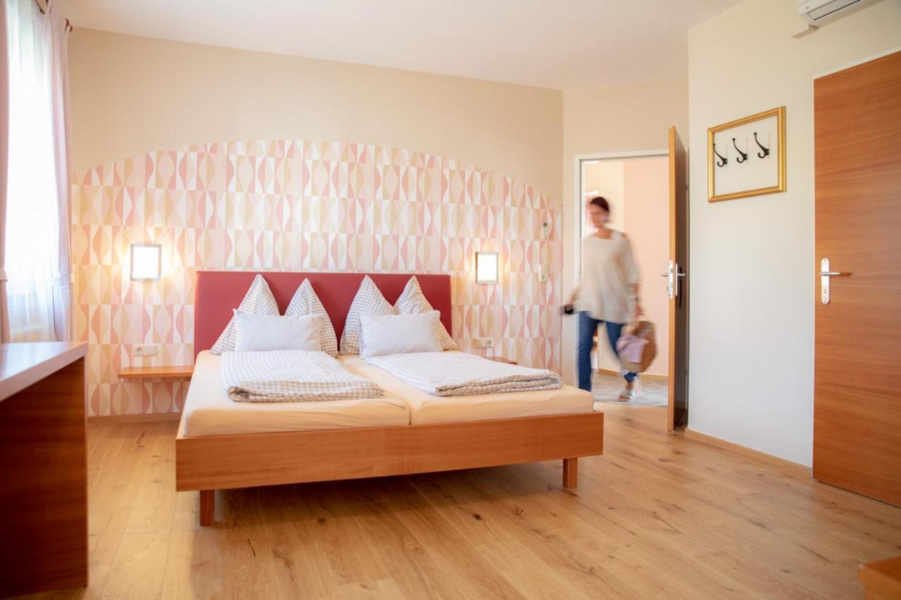 Restaurant Hotel Schrott Kaibing Экстерьер фото
